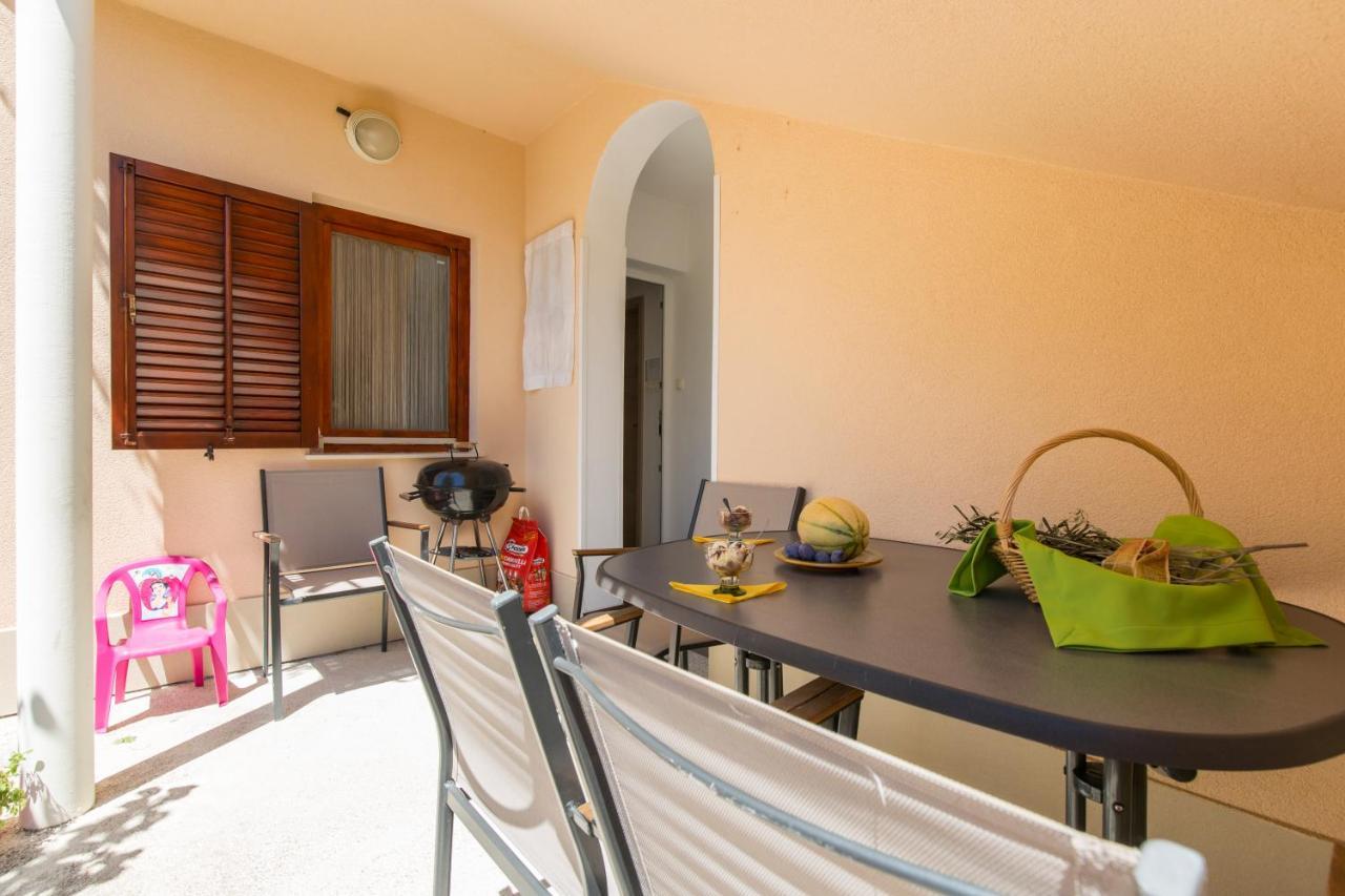 Apartmani Xenia & Desiderio Buzet Kültér fotó