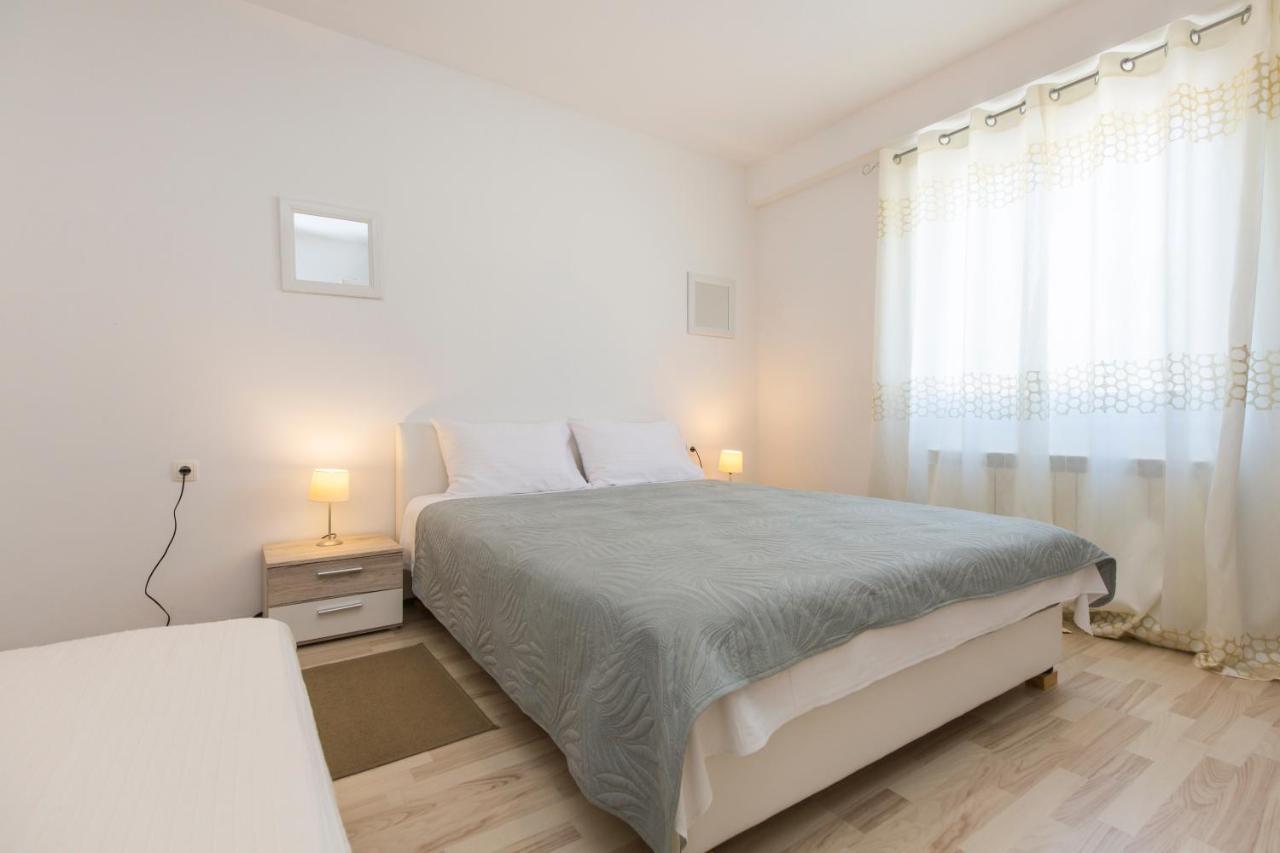 Apartmani Xenia & Desiderio Buzet Kültér fotó