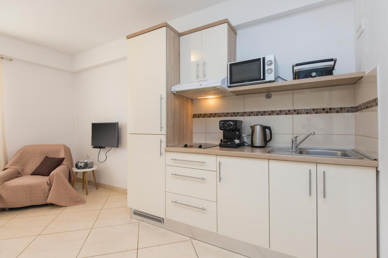 Apartmani Xenia & Desiderio Buzet Kültér fotó