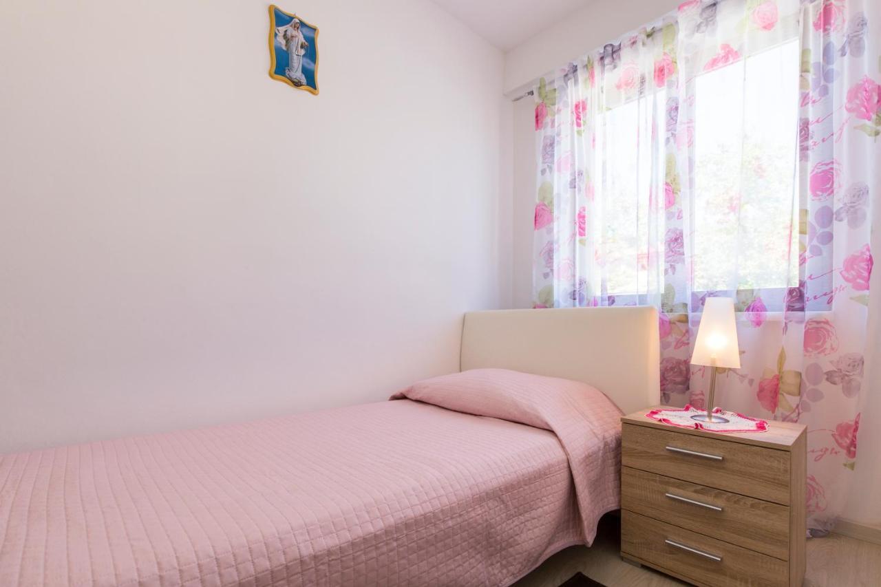 Apartmani Xenia & Desiderio Buzet Kültér fotó