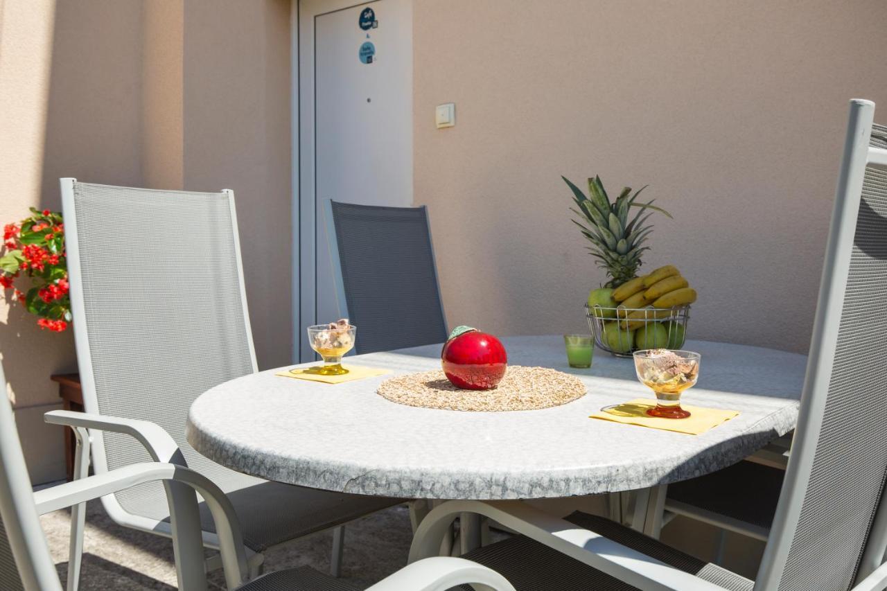 Apartmani Xenia & Desiderio Buzet Kültér fotó