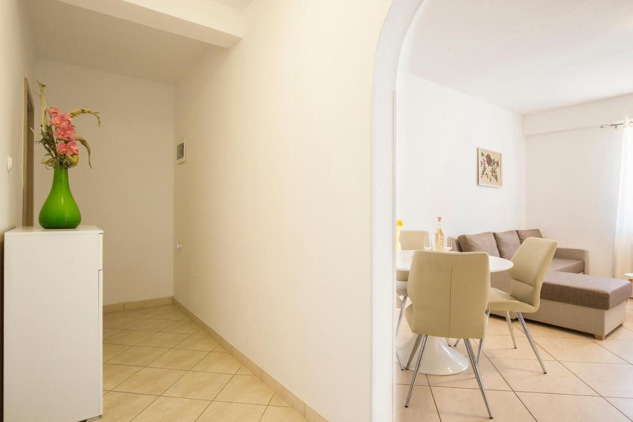 Apartmani Xenia & Desiderio Buzet Kültér fotó